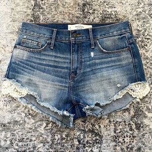 Abercrombie lace side shorts
